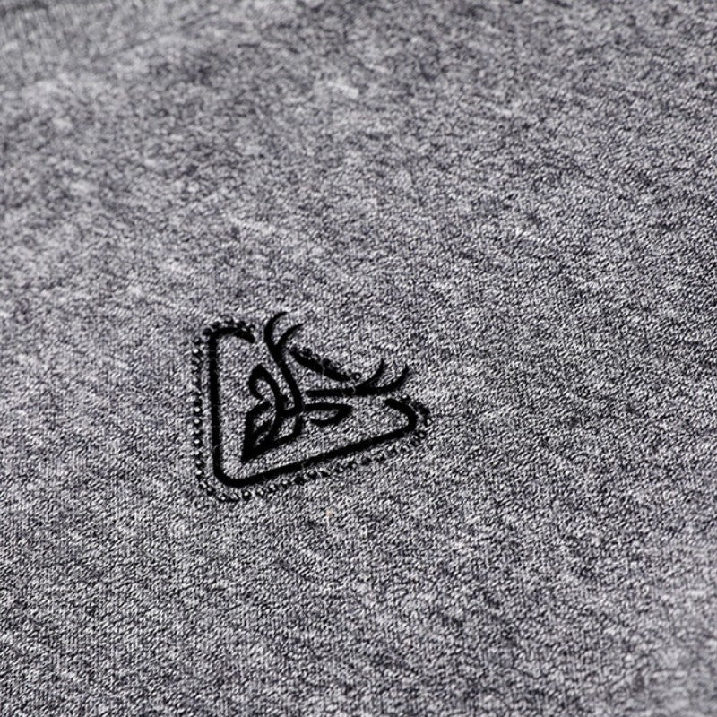 Style and Comfort: The Perfect 2-in-1 Knitted Shirt for Men